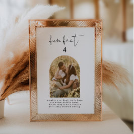 Modern Minimal Fun Fact Trouwfoto Tafelnummer