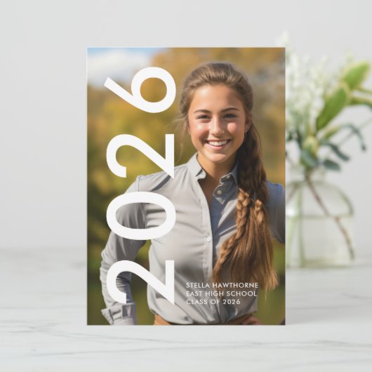 Modern Minimal Graduation Aankondiging (Staand voorkant)