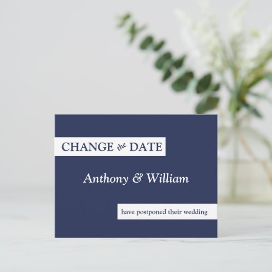 Modern Minimal Navy Blue Wedding Verander de datum Briefkaart (Staand voorkant)