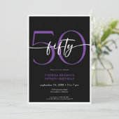 Modern Minimal Paarse Fifty Script Verjaardag QR Kaart (Staand voorkant)