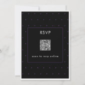 Modern Minimal Paarse Fifty Script Verjaardag QR Kaart (Achterkant)
