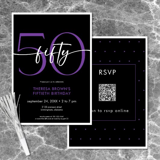 Modern Minimal Paarse Fifty Script Verjaardag QR Kaart