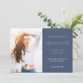 Modern Minimal Photo Graduation Announcement Aankondiging (Staand voorkant)