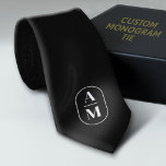 Modern Minimal Pill Monogram - Zwart Stropdas<br><div class="desc">Een trendy,  elegant monogram ontwerp in een pilrand. Moderne,  minimale lijnen met 2 monogrammen gescheiden door een lijn. De achtergrondkleur kan worden gewijzigd.</div>
