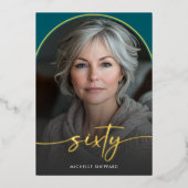 Modern Minimal Teal Arch Sixtieth Birthday Folie Uitnodiging (Voorkant)