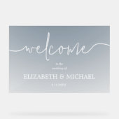 Modern Minimal Wedding Welkom Transparant Blauw Acryl Bord (Voorkant)