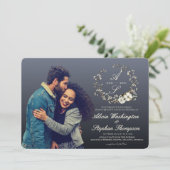 Modern Minimal Winter Floral Wedding Kaart (Staand voorkant)