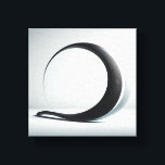 Modern Minimalist Abstract Geometric Arc - Sleek  Canvas Afdruk<br><div class="desc">A sophisticated and clean digital artwork featuring a graceful,  crescent-like geometric form with a smooth,  ribbed texture. The design focuses on fluid lines and soft shadows,  creating a tranquil and modern 3D aesthetic. Ideal for high-end residential interiors,  minimalist art galleries,  or as a serene accent in contemporary office spaces.</div>