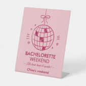 Modern Minimalist Bachelorette Weekend | Pink Reclamebord Met Voetstuk (Voorkant)