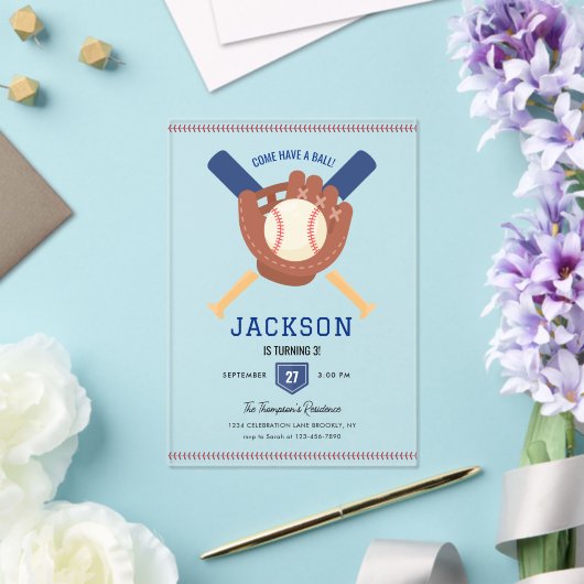 Modern Minimalist Baseball Batter Up Birthday Acryl Uitnodigingen (Insitu (Huwelijk))