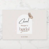 Modern Minimalist Beige Butterfly Bridal Shower Likeurfles Etiket (Enkel label)