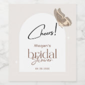 Modern Minimalist Beige Butterfly Bridal Shower Wijn Etiket (Enkel label)