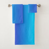 Modern minimalist Blue Turquoise Ombre Bad Handdoek (Insitu)