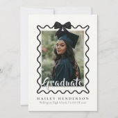 Modern Minimalist Bow Frame Graduation Photo Aankondiging (Voorkant)