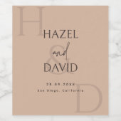 Modern Minimalist Brown Monogram Wedding Wijn Etiket (Enkel label)
