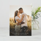 Modern Minimalist Calligraphy Crest monogram Photo Save The Date (Staand voorkant)