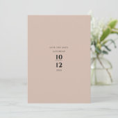 Modern Minimalist Elegant Bisque Wedding Kaart (Staand voorkant)
