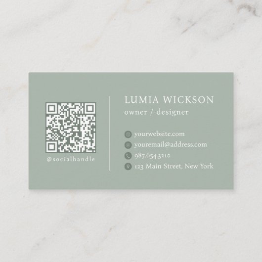 Modern Minimalist Elegant Sage Green QR Code Visitekaartje (Achterkant)