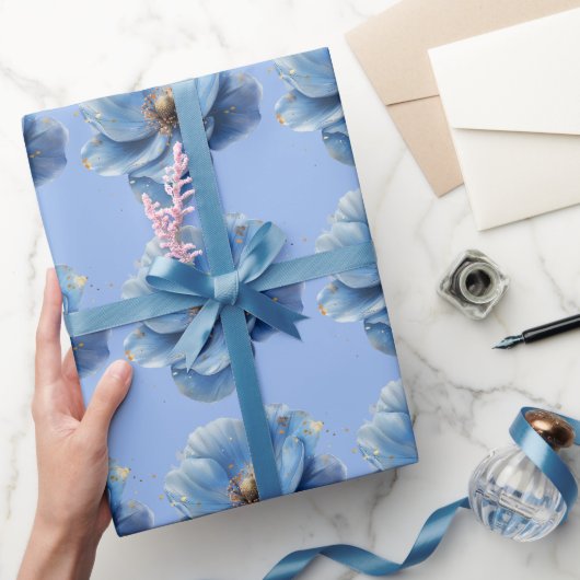 Modern Minimalist Gold and Blue Poppy  Cadeaupapier (Geschenken)