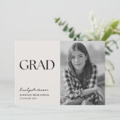 Modern Minimalist Graduation Photo Announcement Aankondiging (Staand voorkant)