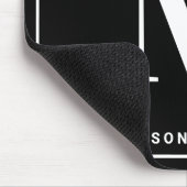 Modern Minimalist Monogram & Name - Stylish Black Muismat (Hoek)