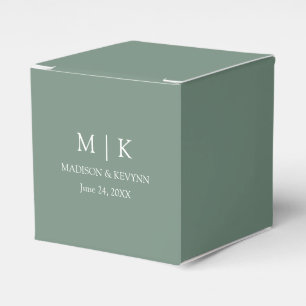 Modern minimalist Monogram Sage Green Wedding Bedankdoosjes