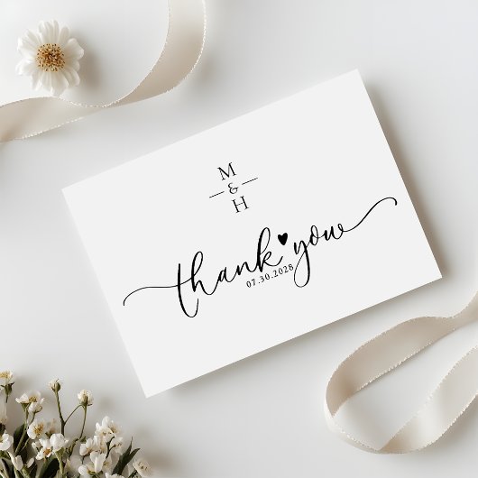 Modern Minimalist Monogram Script Heart Wedding Bedankkaart