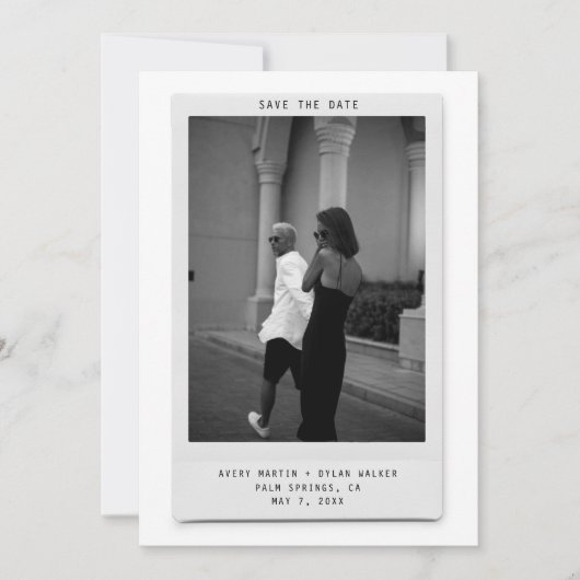 Modern Minimalist Polaroid Photo Save the Date (Voorkant)