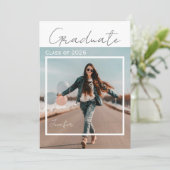 Modern Minimalist Script Photo Graduation Party Kaart (Staand voorkant)