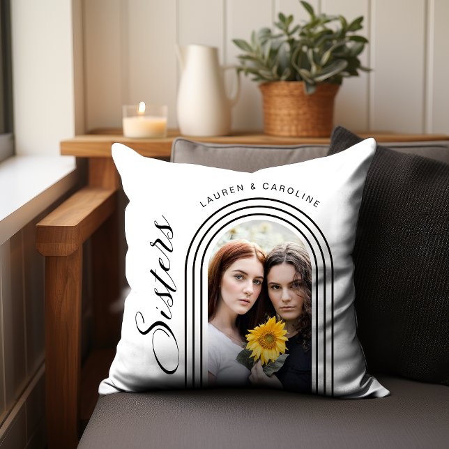 Modern Minimalist Sisters Photo Arch Kussen (Personalize with your photo and names for a thoughtful gift.)