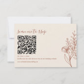Modern minimalist Terracotta Boho Wedding QR Code RSVP Kaartje (Voorkant)