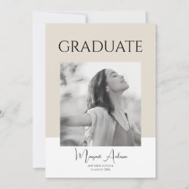 Modern Minimalist White and Brown Photo Graduation Kaart