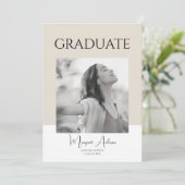 Modern Minimalist White and Brown Photo Graduation Kaart (Staand voorkant)