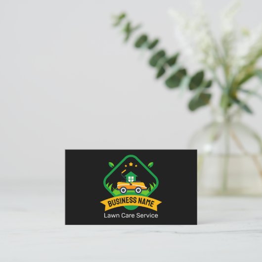 Modern Minimalist Yellow Green Lawn Mowing Logo Visitekaartje (Staand voorkant)