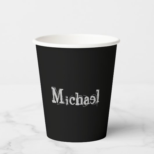 Modern minimalistic monogram name black white papieren bekers (Voorkant)