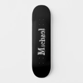 Modern minimalistic monogram name black white persoonlijk skateboard (Voorkant)