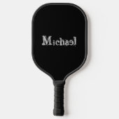 Modern minimalistic monogram name black white pickleball paddle (Achterkant)