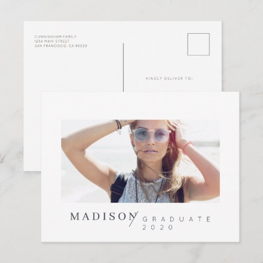 Modern minimalistisch aangepast Afstuderen Aankondigingskaart (Voorkant / Achterkant)