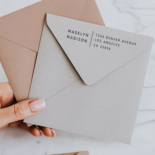 Modern minimalistisch adres en naam  zelfinktende stempel