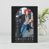 Modern minimalistisch Afstuderen voor zwarte foto' Aankondiging (Staand voorkant)