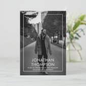 Modern minimalistisch Afstuderen zwart fotowit Kaart (Staand voorkant)