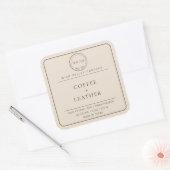 Modern minimalistisch beige bruin logo kaarsenlabe vierkante sticker (Envelop)