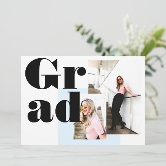 Modern minimalistisch blauw 2 foto's afstuderen kaart (Staand voorkant)