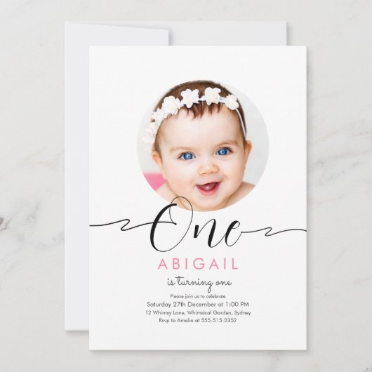 Modern minimalistisch boho script 1e verjaardag kaart (Voorkant)