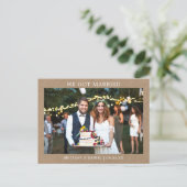 Modern minimalistisch eenvoudig we zijn getrouwd m briefkaart (Staand voorkant)