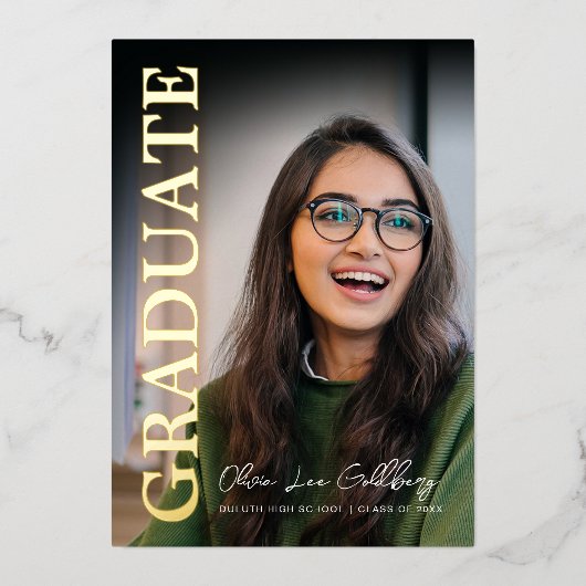 Modern minimalistisch fotoAfstuderen Folie Uitnodiging (Voorkant)