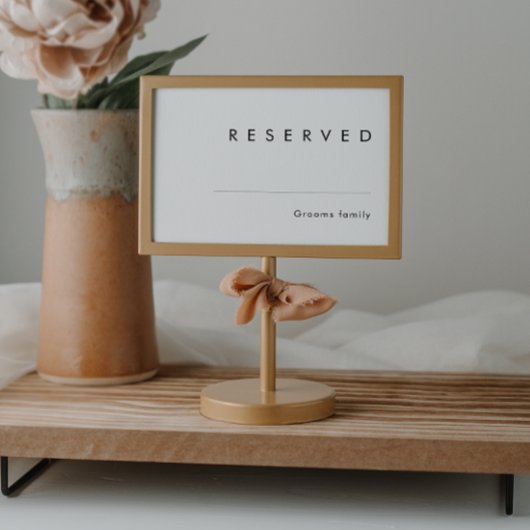 Modern minimalistisch gereserveerd teken