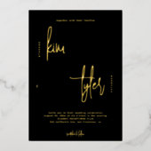 Modern minimalistisch gouden folie script zwarte b uitnodiging (Voorkant)