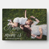 Modern minimalistisch huis is waar moeder is volle fotoplaat (voorkant)