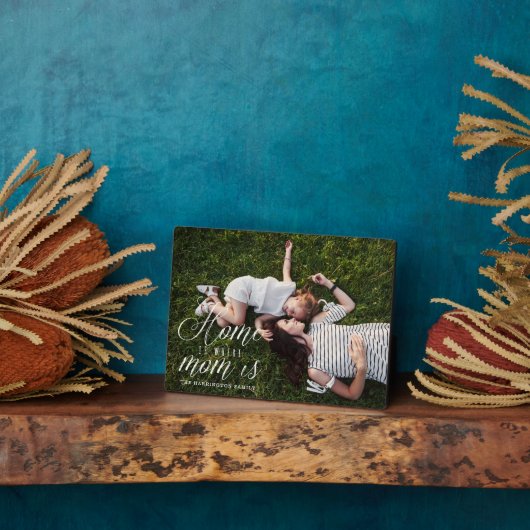 Modern minimalistisch huis is waar moeder is volle fotoplaat (Zijkant)